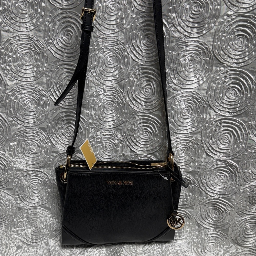 Michael Kors Nicole Tripple Compartment Leather Crossbody